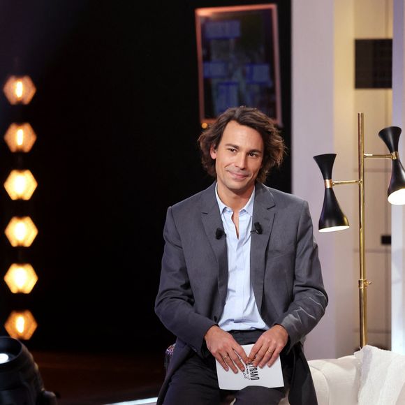 Exclusif - Bertrand Chameroy sur le plateau de sa nouvelle émission "Bertrand n'a pas sommeil", diffusée à partir du 5 janvier sur France 2
© Dominique Jacovides / Bestimage