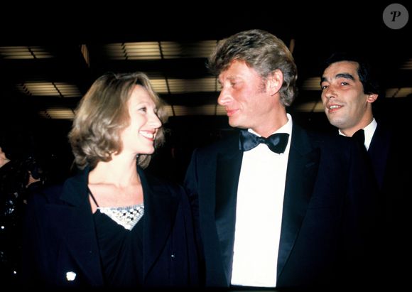 Archives - Nathalie Baye et Johnny Hallyday au Festival de Cannes de 1984. 

© ANGELI-RINDOFF / BESTIMAGE