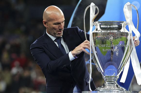 Zinedine Zidane - Match de football en finale de ligue des champions (champions League) : Dortmund - Real Madrid : les Espagnols arrachent une 15e Ligue des champions le 1er juin 2024. © Inside / Panoramic / Bestimage