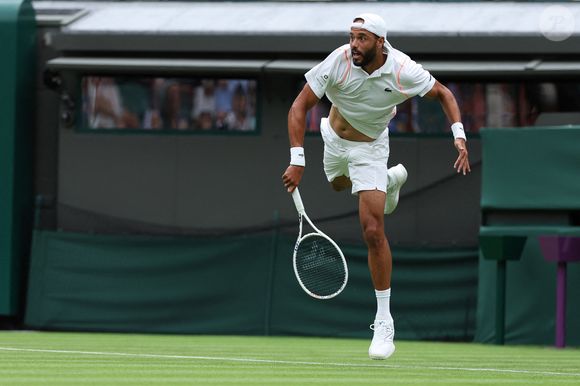 Laurent Lokoli lors du tournoi de Wimbledon 2023 à Londres, le 3 juillet 2023 ©Antoine Couvercelle / Panoramic / Bestimage