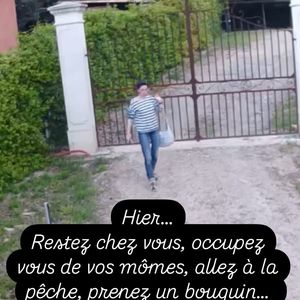 "Pour qui vous prenez vous pour venir faire des photos de chez moi, à travers mon portail? Moi aussi je photographie les gens maintenant". 

Karine le Marchand, Instagram