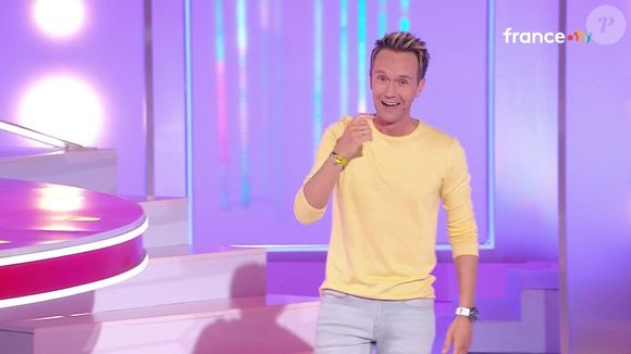 Cyril Féraud pris d'émotion sur le plateau de "Tout le monde veut prendre sa place" le jour de la fête des Pères !