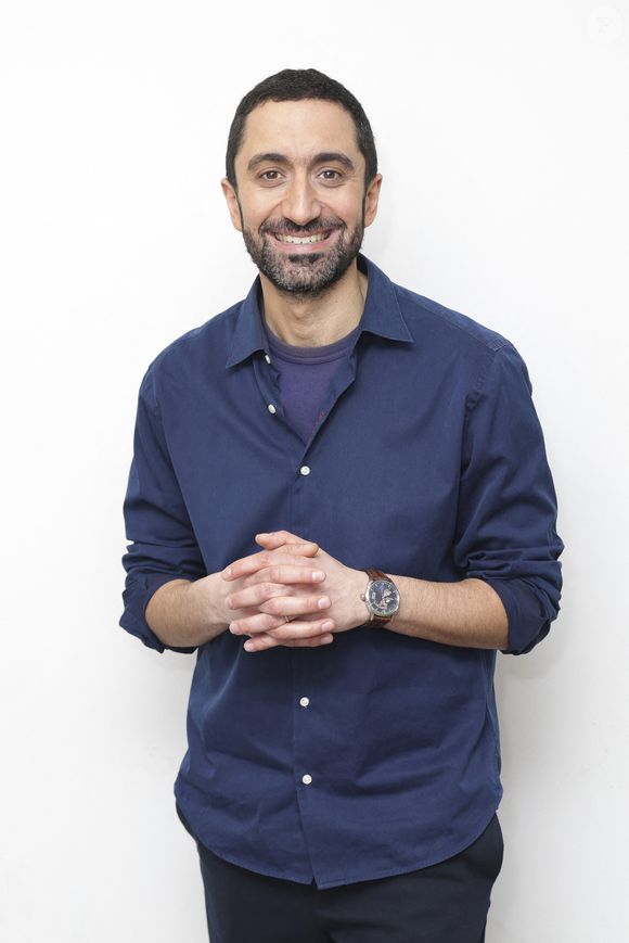 Des gestes simples, comme utiliser un brumisateur ou surveiller la couleur des urines, permettent de détecter une éventuelle déshydratation. 

Exclusif - Rendez-vous avec Jimmy Mohamed en marge de l'enregistrement de l'émission "Face à Hanouna", présenté par C.Hanouna et diffusé sur C8, à Paris, Frane, le 14 mars 2024. © Jack Tribeca/Bestimage