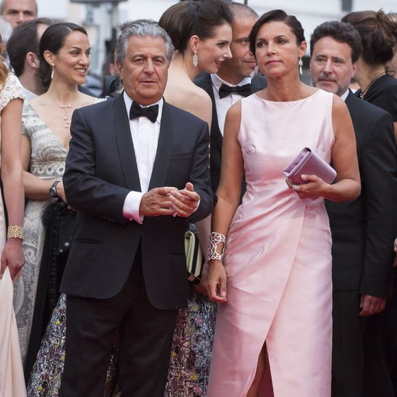 Christian Clavier et sa femme Isabelle De Araujo (Bijoux APM Monaco) - Montée des marches du film "Jimmy's Hall" lors du 67 ème Festival du film de Cannes - Cannes le 22 mai 2014. BORDE-MOREAU / BESTIMAGE