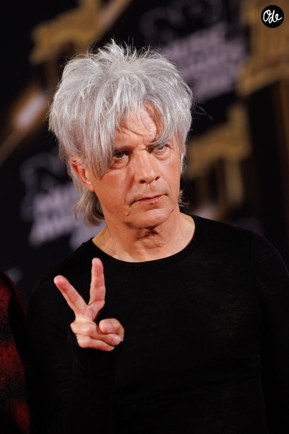 Nicolas Sirkis, du groupe « Indochine », assiste à la 26e cérémonie des NRJ Music Awards au Palais des Festivals, le 1er novembre 2024 à Cannes, en France. Photo : Anne Barson/ABACAPRESS.COM