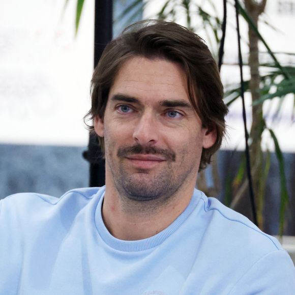 Camille Lacourt revient sur les difficultés de la parentalité

Exclusif -  Camille Lacourt en dédicace a Neuilly-Sur-Seine. Agence / Bestimage