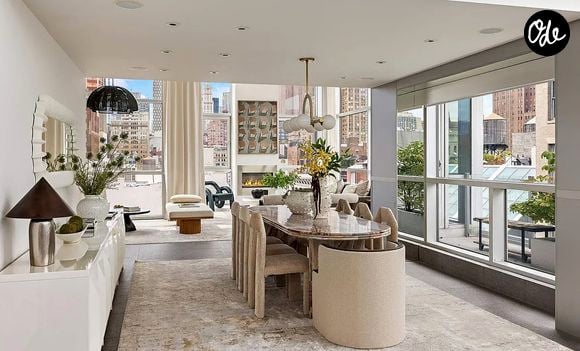 Ses différentes terrasses constituent l'un de ses principaux atouts, avec notamment une vue à 360 degrés sur la skyline de Manhattan depuis le toit.

Thierry Henry, légende du football français, a mis en vente son luxueux penthouse de New York, acheté en 2010 au moment de sa signature aux Red Bulls, contre 25 millions de dollars (22 millions d'euros). © Sotheby's via Bestimage