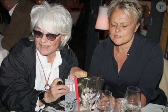 Exclusif - Catherine Lara, Muriel Robin - Catherine Lara fête son 70ème anniversaire au Fouquet's à Paris le 30 mai 2015.  BALDINI / BESTIMAGE