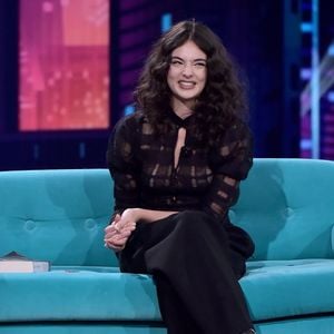 Deva Cassel fait la promotion de la série "Le guépard" (Netflix) dans l'émission "Stasera c’è Catalan" à Milan, le 4 mars 2025. Photo par SGP / BESTIMAGE