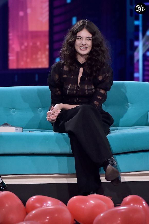 Deva Cassel fait la promotion de la série "Le guépard" (Netflix) dans l'émission "Stasera c’è Catalan" à Milan, le 4 mars 2025. Photo par SGP / BESTIMAGE