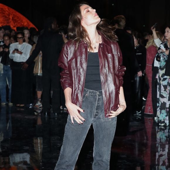 Charlotte Casiraghi - Célébrités au Défilé Chanel, Collections Prêt-à-porter Printemps / Eté 2026, dans le cadre de la Fashion Week de Paris. Au Grand Palais à Paris, France, le 06 Octobre 2025. 

© Bertrand Rindoff / Bestimage