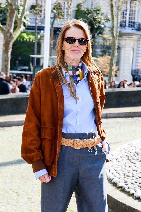 Anna Della Russo aux arrivées au défilé Miu Miu Collection Femme Prêt-à-Porter Automne/Hiver 2026-2027 lors de la Fashion Week de Paris (PFW) au palais d'lena conseil Economique, social et environnemental, à Paris, France, le 10 mars 2026. © Denis Guignebourg/Bestimage
