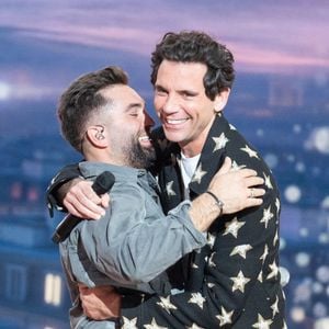 Kendji Girac et Mika lors du Téléthon 2024, à Saint Denis, près de Paris, France, le 30 novembre 2024. Photo par Alexis Jumeau/ABACAPRESS.COM