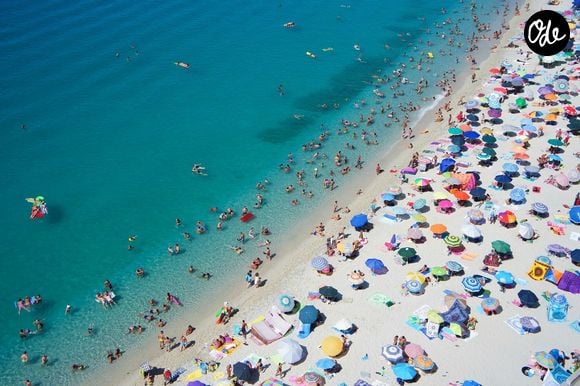 Maxime Bonnet, ancien sauveteur de la SNSM (Société Nationale de Sauvetage en Mer) avec six ans de surveillance des plages à son actif et aujourd'hui formateur, a tranché la question dans les colonnes de Marie France. 

Image Unsplash