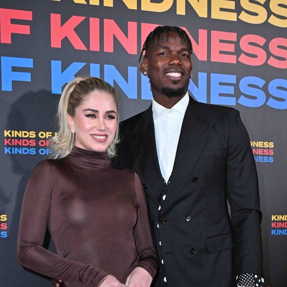 Paul Pogba partage la vie de Maria Zulay Salaues

Paul Pogba et sa femme Maria Zulay Salaues à Milan en Italie.
Crédit : Backgrid UK/ Bestimage