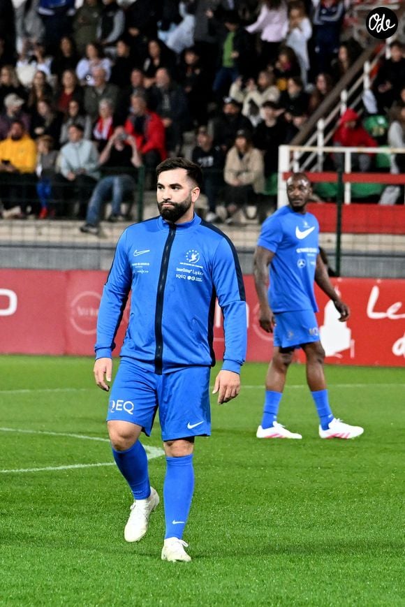Kendji Girac durant la première édition du « match des légendes » opposant l'équipe des Légendes, les anciens de Cannes, à l'équipe des Etoiles avec pour capitaine Didier Deschamps, au stade Pierre de Coubertin à Cannes, le 30 octobre 2025. © Bruno Bebert / Dominique Jacovides / Bestimage