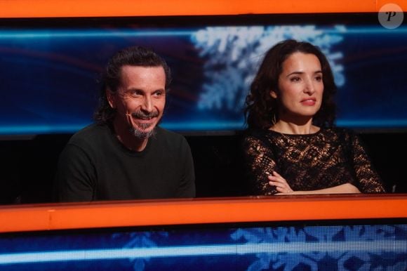 Exclusif - Arnaud Tsamère, Isabelle Vitari - Enregistrement de l'émission "100% Logique, Spéciale Noël", présentée par C.Féraud et diffusée le 21 décembre sur France 2.
© Christophe Clovis / Bestimage