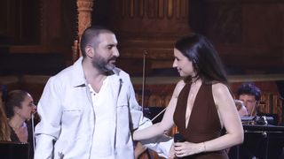 Ibrahim Maalouf retrouve sa femme Hiba Tawaji pour une soirée festive dans Le Grand Echiquier sur France 2