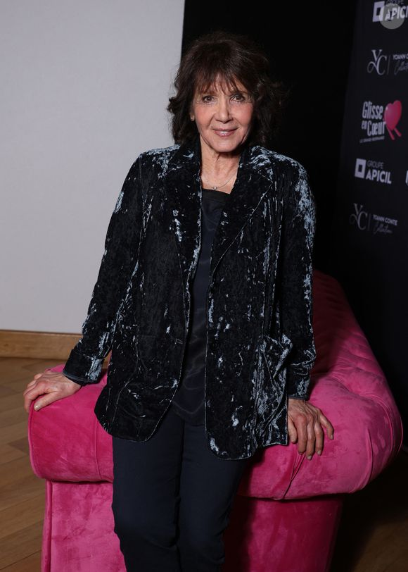 C'est en mémoire à la jeune femme que Stéphanie Fugain a décidé de créer l’association Laurette Fugain qui soutient la recherche, les malades atteints d'un cancer du sang et leur famille tout en sensibilisant l'opinion publique sur le don du sang et des plaquettes. 

Exclusif - Stéphanie Fugain - Soirée d' ouverture de la 16ème édition de l'évènement caritatif "Glisse en coeur" au Grand Bornand le 21 mars 2025. © Denis Guignebourg/Bestimage