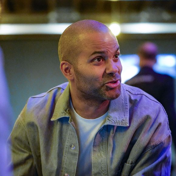 Parmi les convives, on pouvait noter la présence de l'ancien champion NBA Tony Parker

Tony Parker après le match Lyon-Villeurbanne vs SIG (Strasbourg U21), Betclic Elite à l’Astroballe de Villeurbanne, le 26 janvier 2025. © Sandrine Thesillat / PsNewz / Bestimage