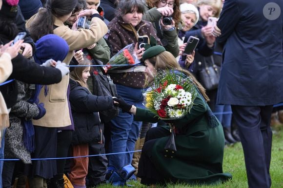 "Elle a pris le temps d'écouter et de parler à tous ceux qui étaient venus la voir", a-t-il notamment écrit

Catherine (Kate) Middleton, princesse de Galles - La famille royale britannique se rend à la messe de Noël à Sandringham le 25 décembre 2024. - La famille royale britannique se rend à la messe de Noël à Sandringham le 25 décembre 2024.