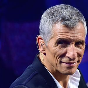 'Je fais le certificat pour sa mort, elle est là-bas, vous pouvez y aller. (...)  Je vois mon frère au bout du couloir, j'ai compris. Je vais l'embrasser, je veux rester auprès d'elle

Nagui. 31ème édition du Téléthon 2017 (AFMTéléthon) au Pavillon Baltard à Nogent-Sur-Marne, France, le 9 décembre 2017. © Gian Gorassini / Bestimage