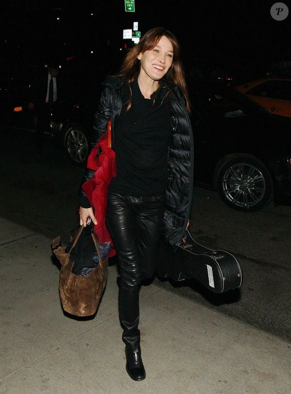 Carla Bruni-Sarkozy, son mari Nicolas Sarkozy et son fils Louis au Town Hall pour le concert de Carla à New York, dans le cadre de sa tournée pour son album "Little French Songs", le 24 avril 2014. Agence / Bestimage