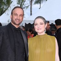 Premier été de Michel Ferracci sans Emilie Dequenne... l'acteur profite de la Corse avec un célèbre humoriste qui va devenir papa très bientôt