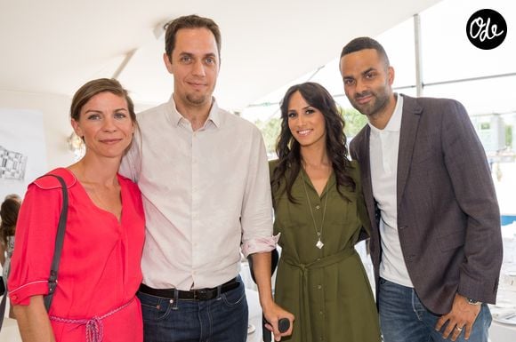 Pour rendre cette aventure possible, son épouse Julia Marsaud s'est totalement adaptée.

Exclusif - Grand Corps malade (Fabien Marsaud) et sa femme Julia avec Tony Parker et Axelle Francine - People lors du Longines Paris Eiffel Jumping au Champ-de-Mars à Paris, le 5 juillet 2015.