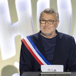 Exclusif - Laurent Ruquier durant l'enregistrement de la seconde soirée de "L'humour à la plage" pour la 3eme édition du festival de Juan les Pins à la pinède Gould le 27 juin 2026. © Jack Tribeca/Bestimage