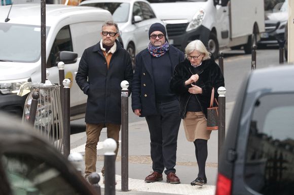 Fabien Galthié et des invités assistant à la cérémonie d'enterrement de Jean-Luc Petitrenaud à l'église Saint-Pierre du Gros Caillou dans le 7e arrondissement de Paris, France, le 17 janvier 2025. Jean-Luc Petitrenaud, critique gastronomique et personnalité de la télévision française, est décédé le 10 janvier à l'âge de 74 ans. Photo par Nasser Berzane/ABACAPRESS.COM