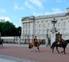 "Tatler" rappelle que le palais subit actuellement des travaux de rénovation
Illustration - Le couple royal d'Angleterre au départ du palais de Buckingham pour l'ouverture officielle du parlement britannique au palais de Westminster à Londres. Le 17 juillet 2024