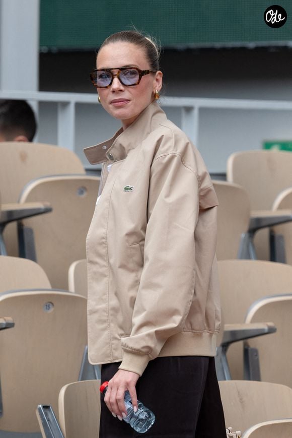 Amandine Petit assiste à la 12e journée de Roland-Garros 2026 au parc Roland-Garros, le 4 juin 2026 à Paris, en France. Photo de Laurent Zabulon/ABACAPRESS.COM