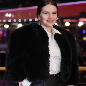 17 février 2026, Berlin, Allemagne : Juliette Binoche assiste à la première de " Queen At Sea " lors du 76e Festival international du film de la Berlinale au Berlinalepalast à Berlin, Allemagne, le 17 février 2026. Photo : Alec Michael (Credit Image : © Alec Michael via ZUMA Press)