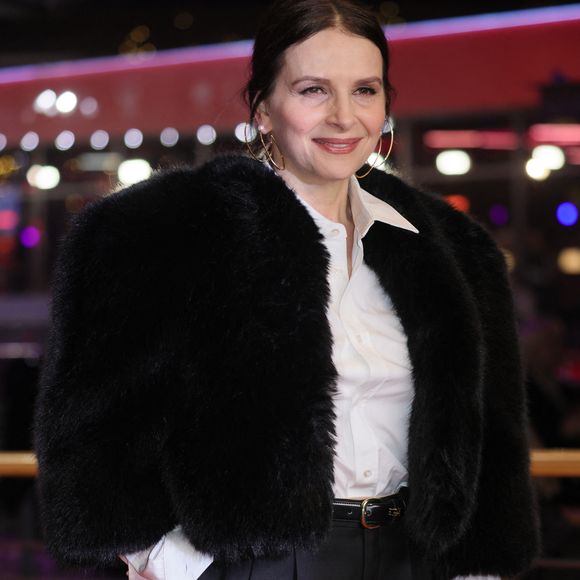 17 février 2026, Berlin, Allemagne : Juliette Binoche assiste à la première de " Queen At Sea " lors du 76e Festival international du film de la Berlinale au Berlinalepalast à Berlin, Allemagne, le 17 février 2026. Photo : Alec Michael (Credit Image : © Alec Michael via ZUMA Press)
