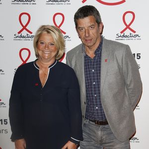 Marina Carrère d Encausse , Michel Cymes
Soirée SIDACTION au musée du quai Branly à Paris le Lundi 2 Mars 2015 .