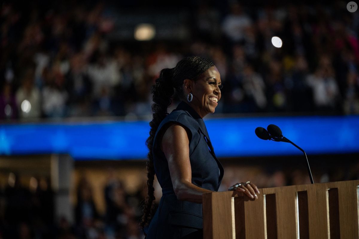 Photo : Barack Obama et sa femme Michelle Obama électrisent la foule ...