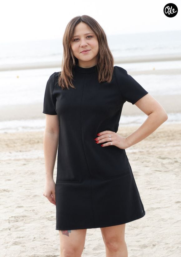 Laura Felpin a notamment dû subir des opérations et des rééducations pour tenter de corriger son strabisme.

Laura Felpin - 39ème édition du festival du film romantique de Cabourg le 14 juin 2025.
© Coadic Guirec / Bestimage