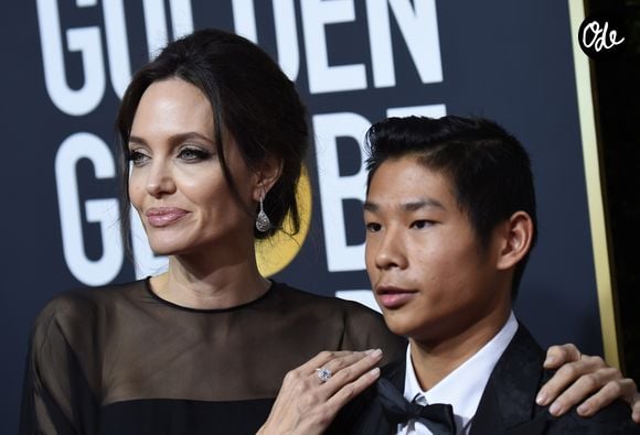 Angelina Jolie et son fils Pax sur le tapis rouge de la 75ème cérémonie des Golden Globe Awards au Beverly Hilton à Los Angeles, le 7 janvier 2018.
© Chris Delmas/Bestimage