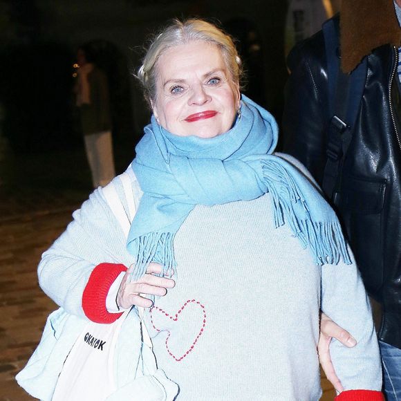 Exclusif - Isabelle Nanty - Arrivées des people à l'avant-première du film "Je ne suis pas un héros" à UGC Bercy à Paris le 7 novembre 2023.  Jonathan Rebboah / Panoramic / Bestimage