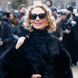Marisa Berenson au défilé Schiaparelli "Collection Haute Couture Printemps/Eté 2025" lors de la Fashion Week de Paris (PFW) au Petit Palais le 27 janvier 2025. © Christophe Clovis / Bestimage