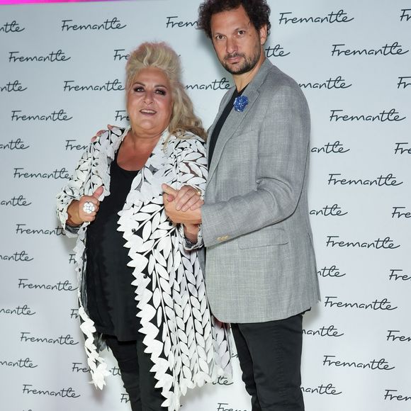 L'occasion de parler de sa relation avec son papa
Marianne James et Eric Antoine durant la soirée Fremantle pour la 38ème édition du Mipcom à Cannes, le 17 octobre 2022.  © Bruno Bebert / Bestimage