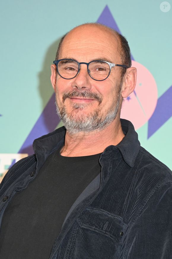 Bernard Campan pose pour un photocall lors du 27e Festival du film de comédie à L'Alpe d'Huez, France, le 18 janvier 2024. Photo par Mireille Ampilhac/ABACAPRESS.COM