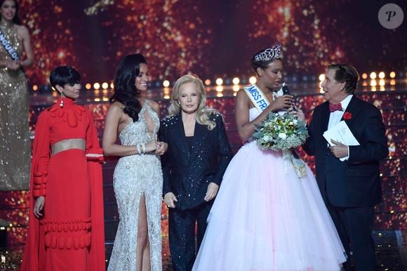 Miss France 2025, sur TF1           Crédits : Pierre Billard/sipa press via Bestimage