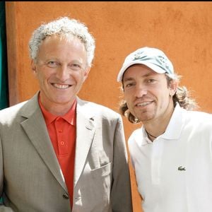 Nelson Monfort et Philippe Candeloro - Roland Garros 2009. RINDOFF-JACOVIDES / BESTIMAGE