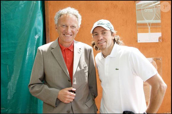 Nelson Monfort et Philippe Candeloro - Roland Garros 2009. RINDOFF-JACOVIDES / BESTIMAGE