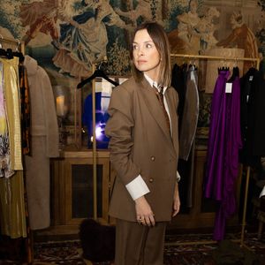 Exclusif - Isabelle Ithurburu - Présentation de la nouvelle collection de la marque Oud automne/hiver 2025-2026 dans les salons des restaurants Lafayette à Paris. le 3 février 2025.
© Jeremy Melloul / Bestimage