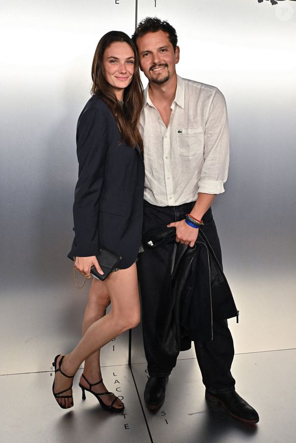 Cassandre Verdier, Juan Arbeláez à la soirée Lacoste x Chien 51 avant le 78ème Festival de Cannes à Cannes, France, le 17 mai 2025. Photo par Julien Reynaud/APS-Medias/ABACAPRESS.COM