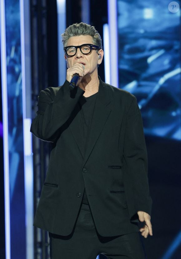 Marc Lavoine - Les célébrités se mobilisent pour la 38ème édition du Téléthon dans les studios de France 2 à Paris, le 29 novembre 2024. 
© Coadic Guirec / Bestimage