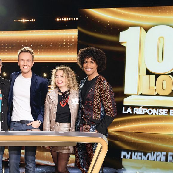 Pour une soirée que vous n'êtes pas prêts d'oublier ! 

Exclusif - Bruno Solo, Cyril Féraud, Christelle Chollet, Gwendal Marimoutou - Enregistrement de l'émission "100% Logique", présentée par Cyril Féraud et diffusée le le 19 avril 2025 sur France 2. Le 18 décembre 2024. © Cyril Moreau/Bestimage